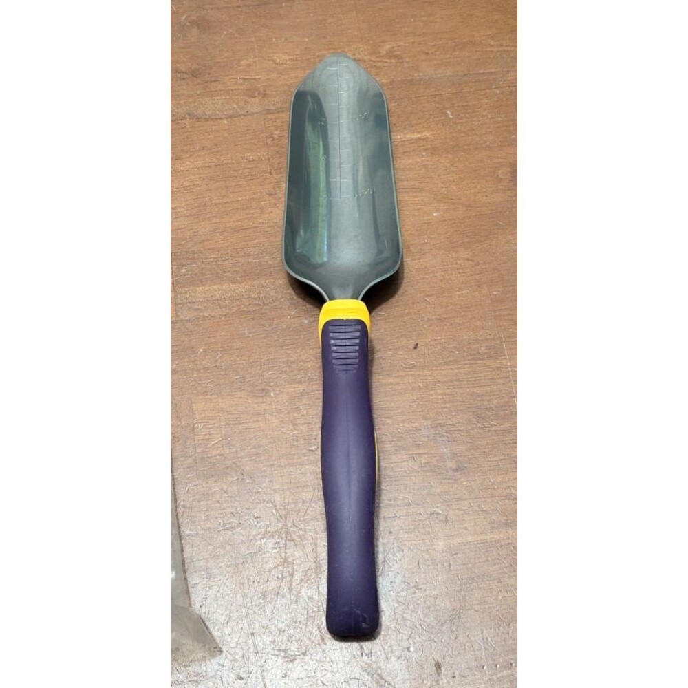 Cutco Garden Tool hand Trowel Stainless Steel  2.25” narrow scoop width New NOS